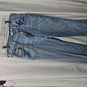 LEVIS LADIES JEANS